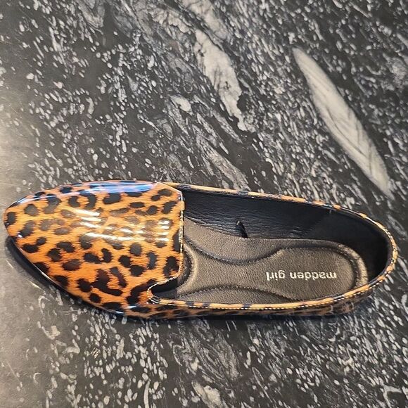 BRAND NEW MADDEN GIRL LEOPARD PRINT SLIP ON WOMEN'S LOAFERS - Picture 14 of 16